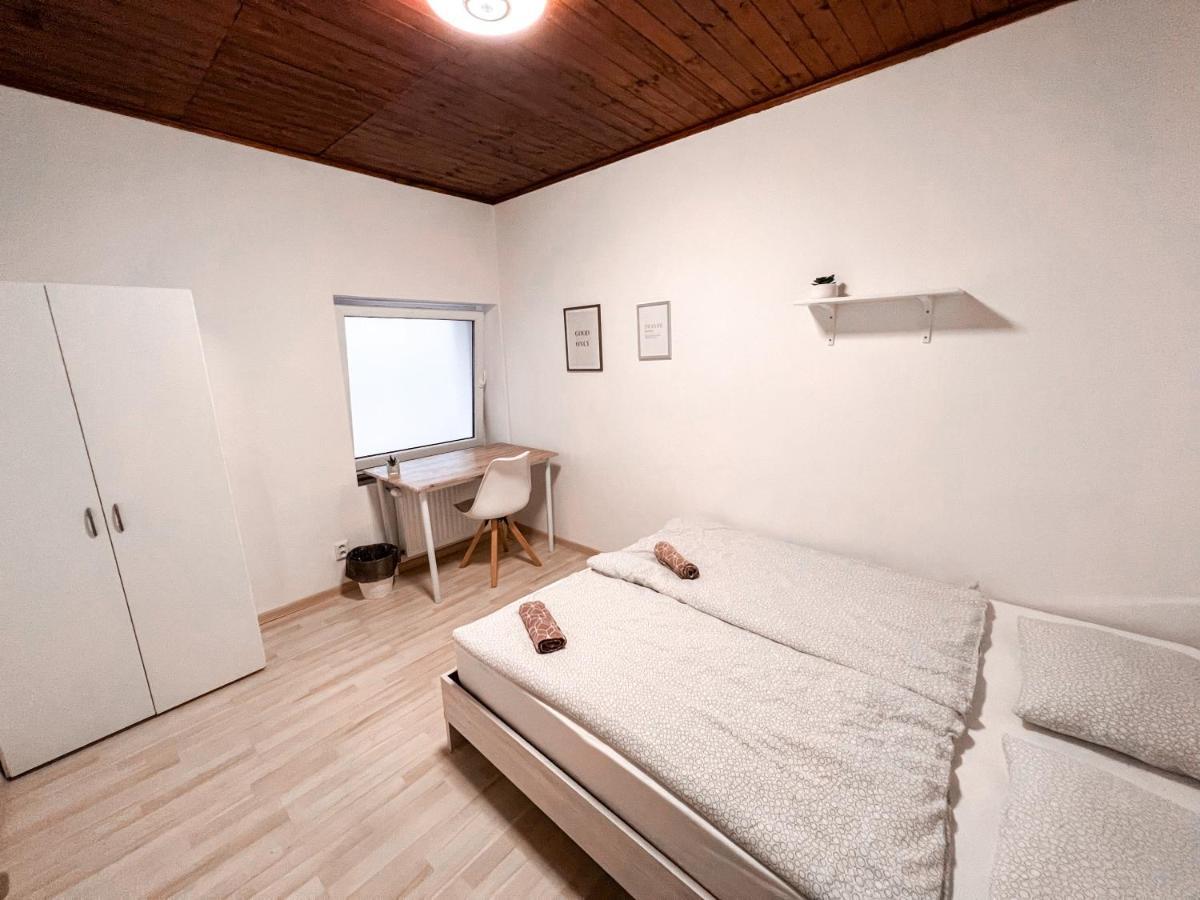 3 Apartments In 1 Location براغ المظهر الخارجي الصورة