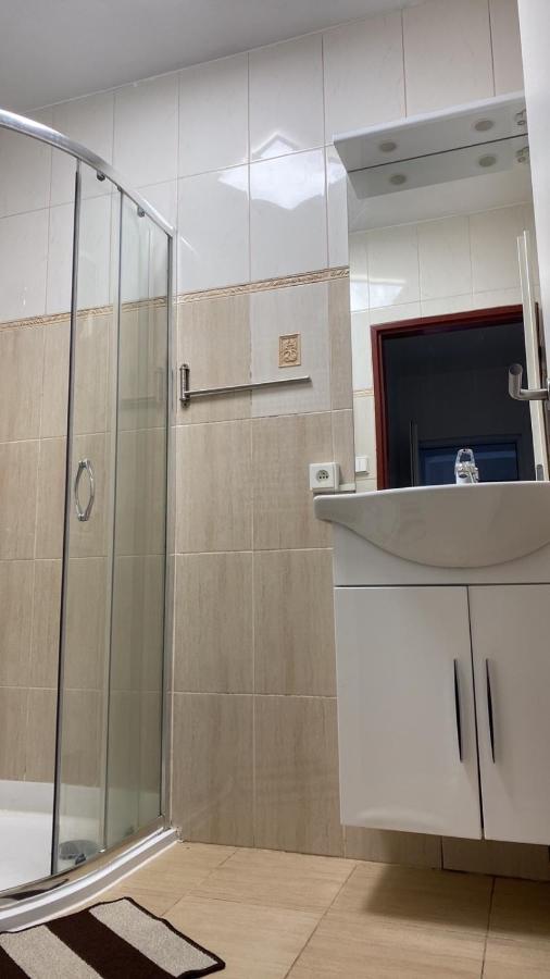 3 Apartments In 1 Location براغ المظهر الخارجي الصورة