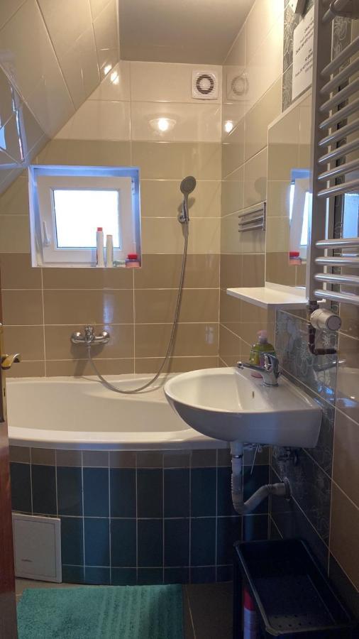 3 Apartments In 1 Location براغ المظهر الخارجي الصورة